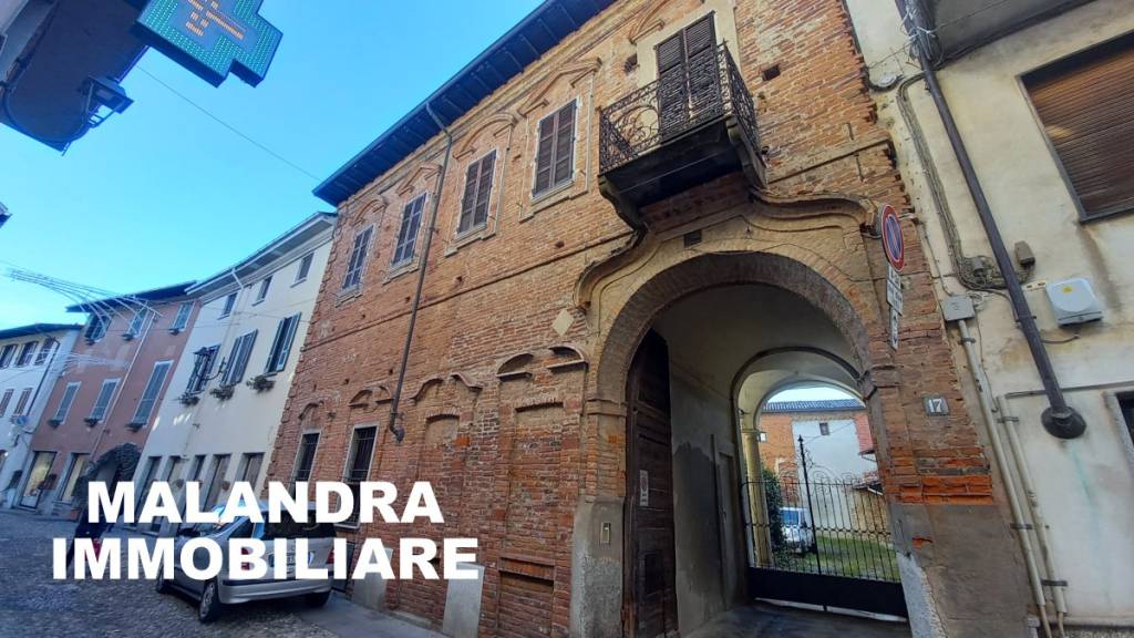 Casa Indipendente in vendita a Bellinzago Novarese via Giacomo Matteotti