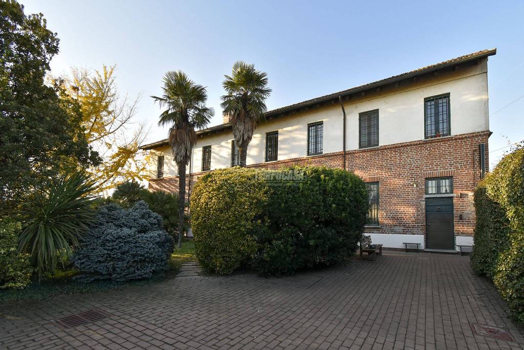 Villa in vendita a Rozzano via Giuseppe Di Vittorio