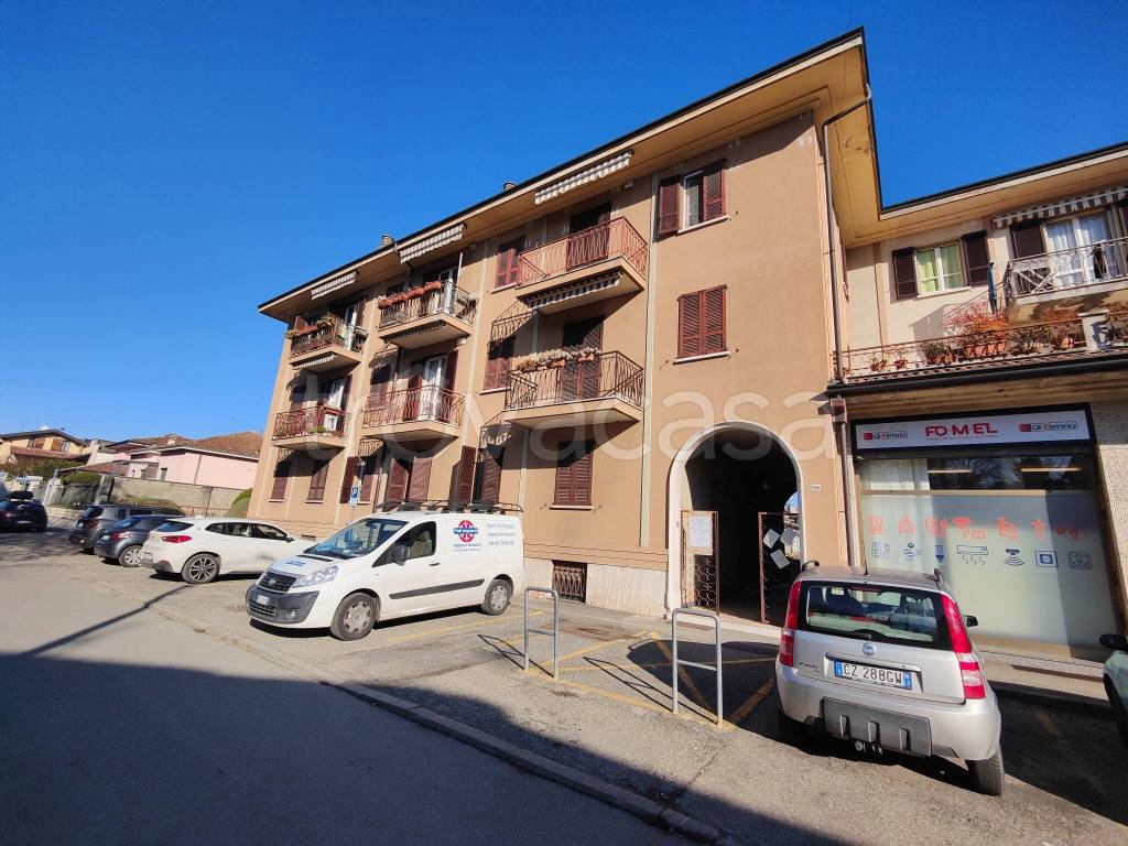 Appartamento in vendita a Casalpusterlengo via Felice Cavallotti