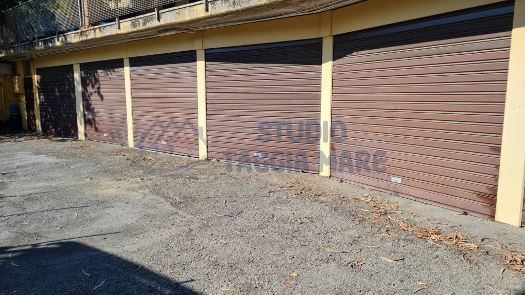 Garage in vendita a Riva Ligure strada Casai