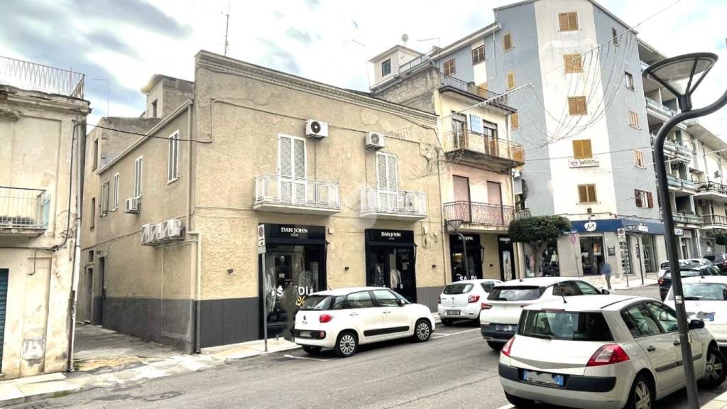 Appartamento in vendita a Corigliano-Rossano viale Regina Margherita