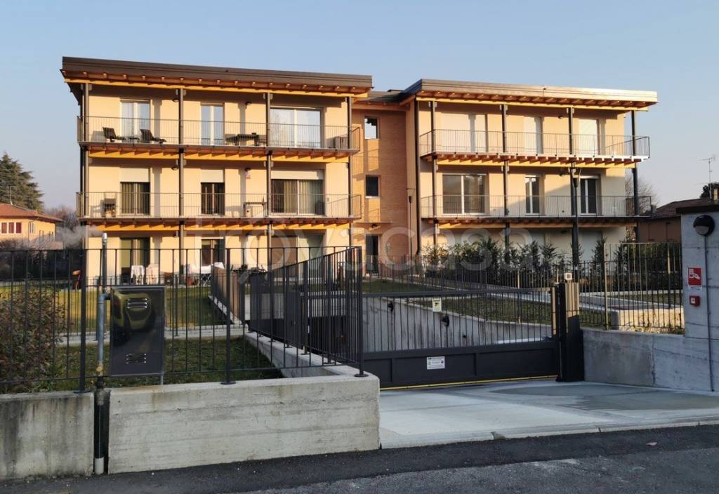 Appartamento in vendita ad Albese con Cassano via Carso