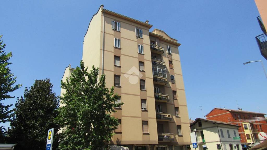Appartamento in vendita a Parma via giovanni amendola, 2