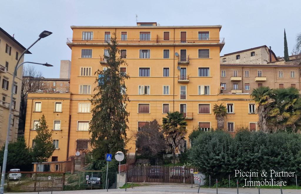 Appartamento in vendita a Perugia viale Pompeo Pellini, 27