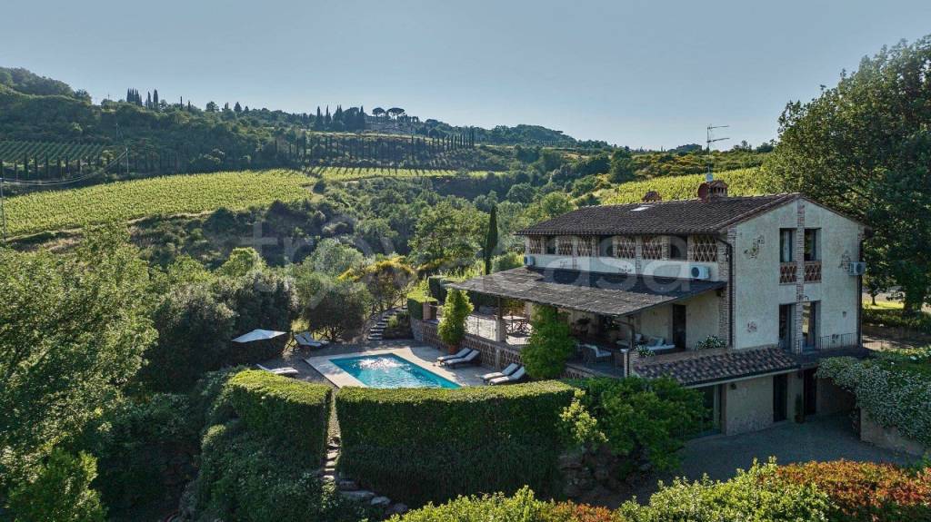 Villa in vendita a Castelnuovo Berardenga