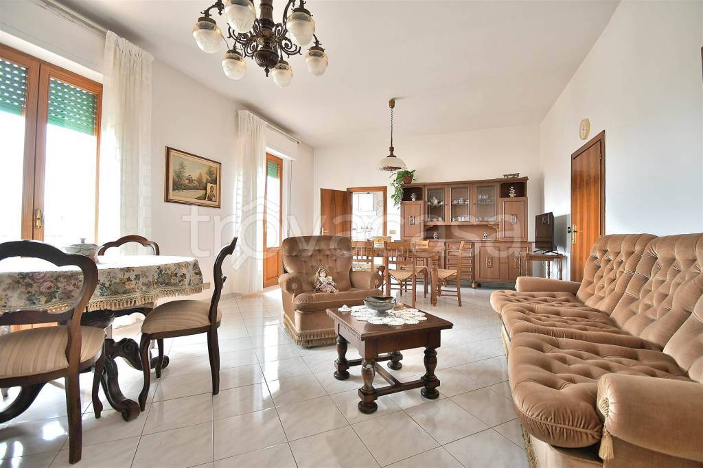 Appartamento in vendita a Monteroni d'Arbia via delle Rimembranze