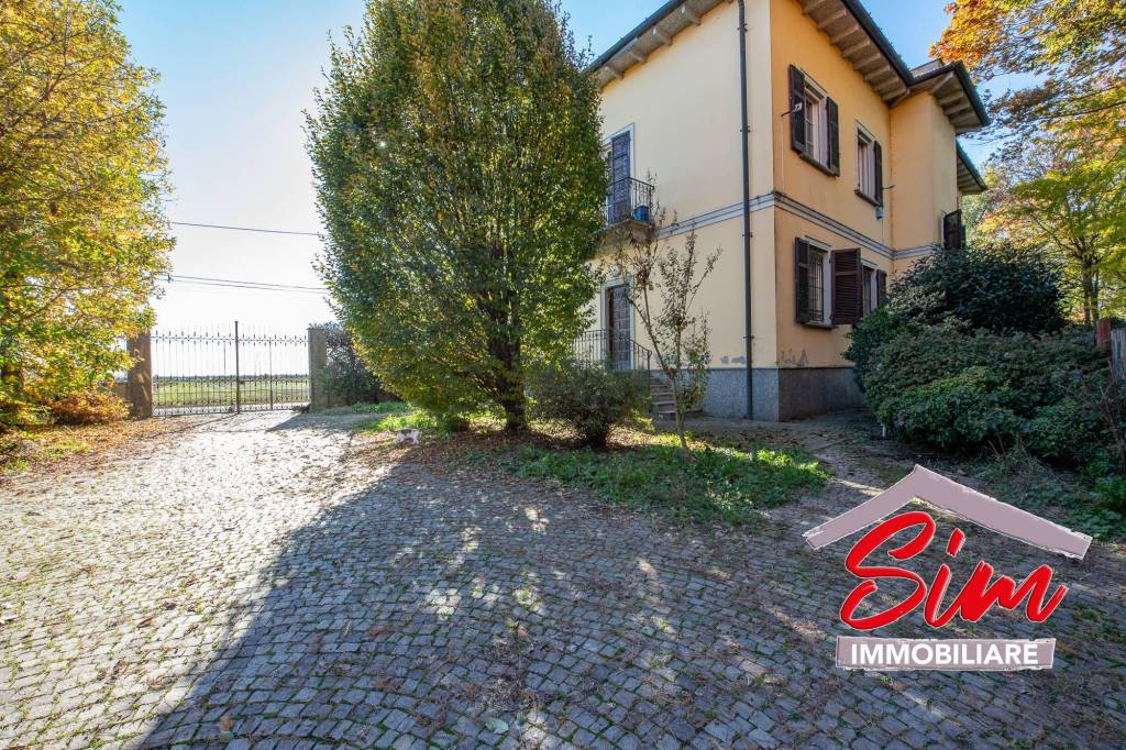 Villa Bifamiliare in vendita a Galliate via Varallino, snc