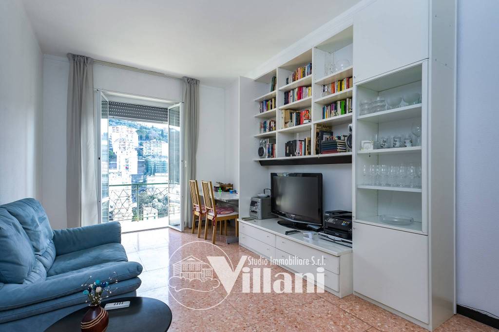 Appartamento in vendita a Genova via Posalunga