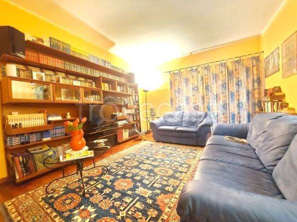 Appartamento in vendita a Corciano via Luigi Settembrini, 18