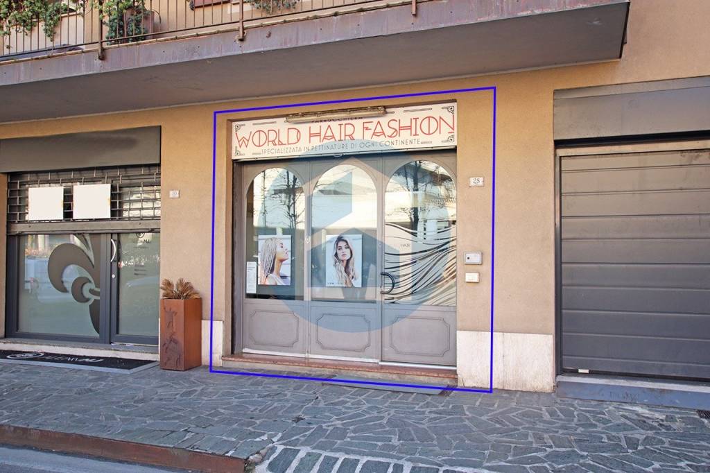 Parrucchiere in vendita a Darfo Boario Terme via Zanardelli 28 Darfo