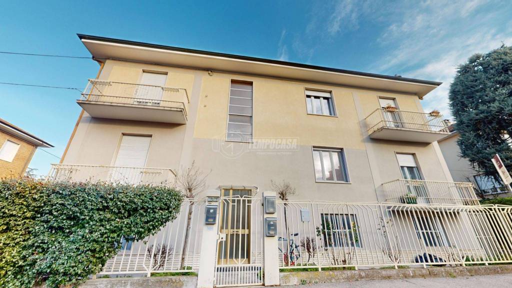 Appartamento in vendita a Bra via Isonzo 49
