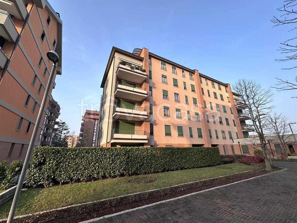 Appartamento in vendita a Monza via Marsala, 17