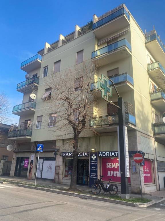 Appartamento in vendita a Pescara via Vittorio Veneto, 5