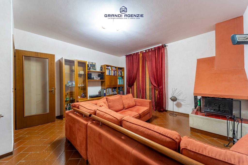 Appartamento in vendita a Parma via Olimpia