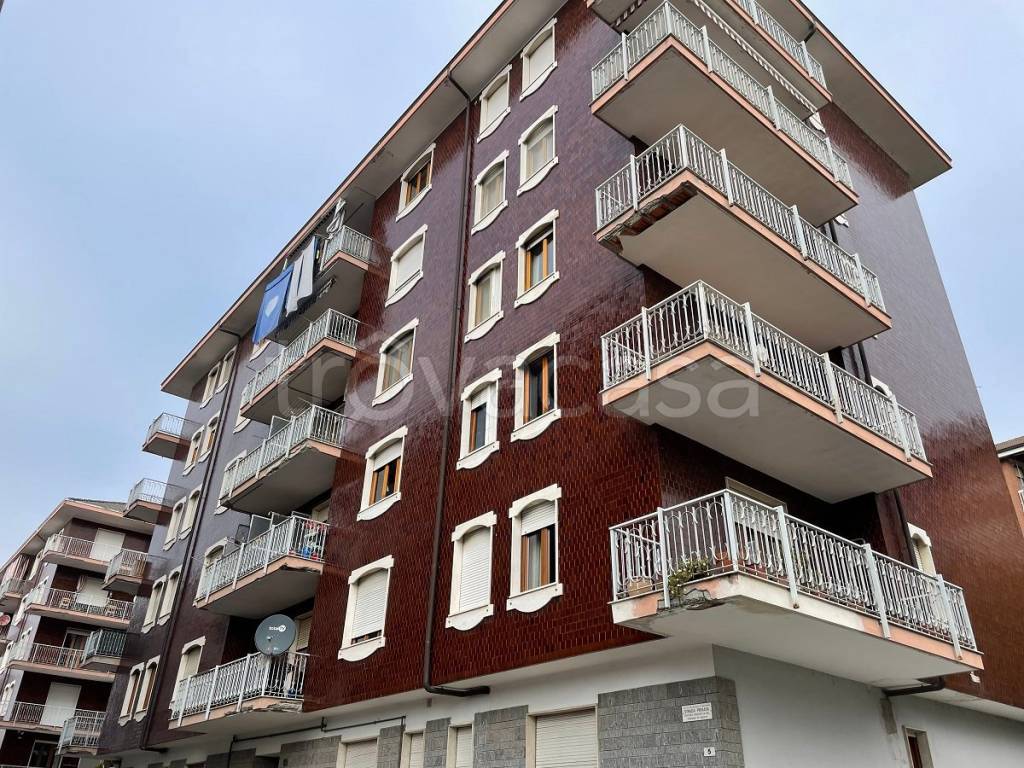 Appartamento in vendita a Nizza Monferrato via Alberto Migliardi, 3