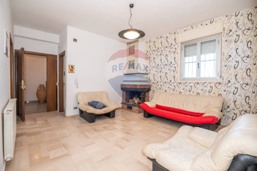 Appartamento in affitto a Caltagirone via delle prece, 31