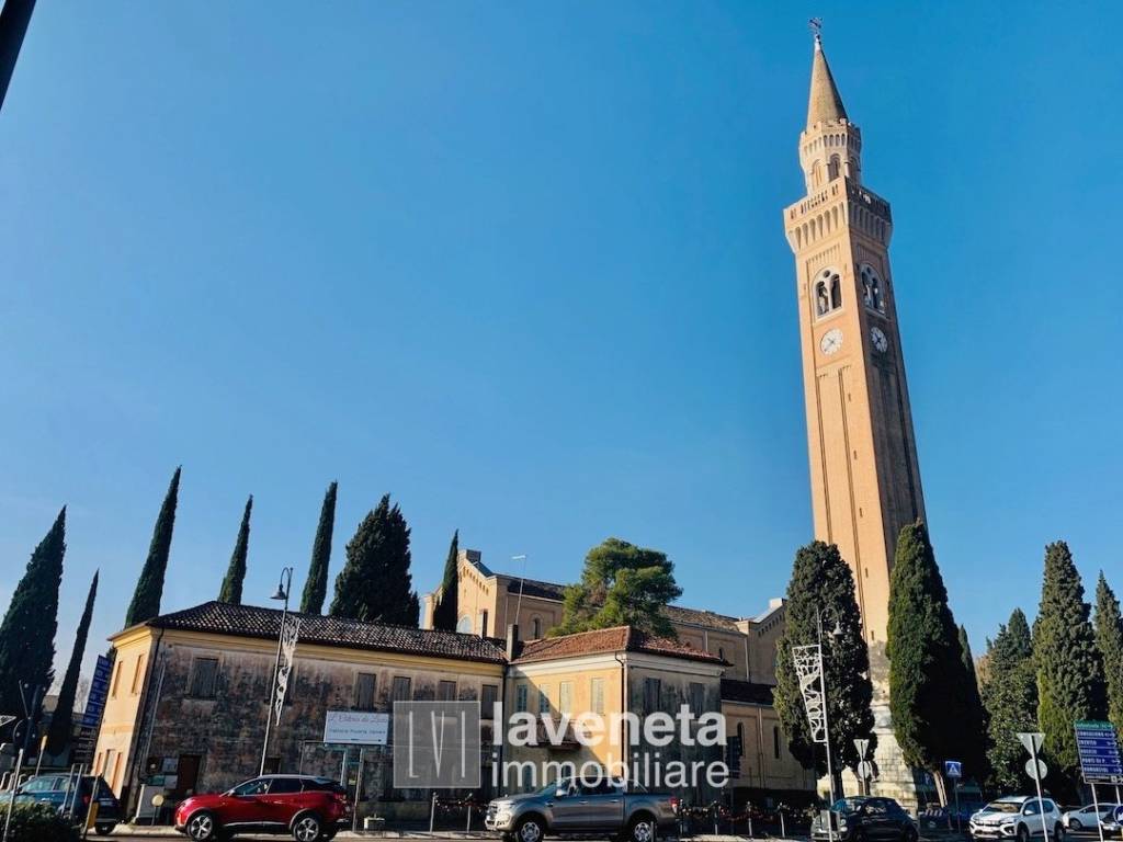 immagine annuncio 2 di 12