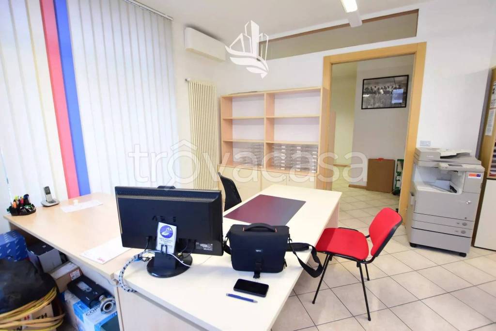 Ufficio in vendita a Bolzano viale Druso