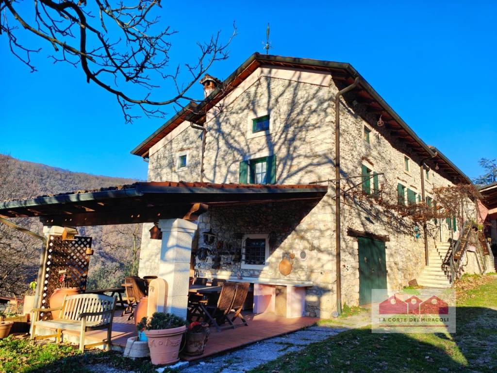 Villa Bifamiliare in affitto a Isola Vicentina via Balzarin