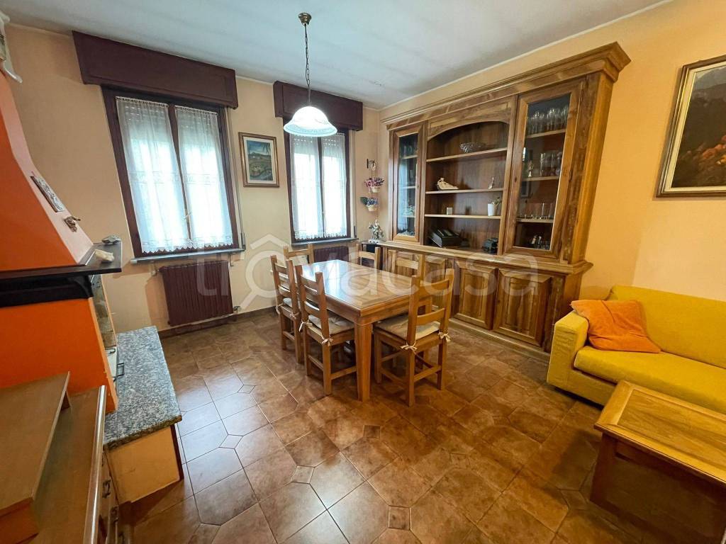 Appartamento in vendita a Legnano via Antonio Gramsci, 19
