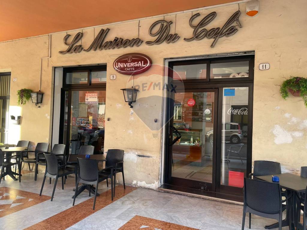 Bar in vendita a Colleferro via Piave, 9