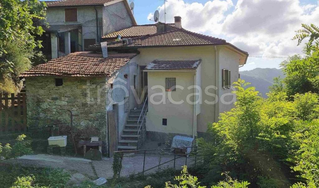Villa a Schiera in vendita a Tresana strada Comunale Novegigola s.n.c