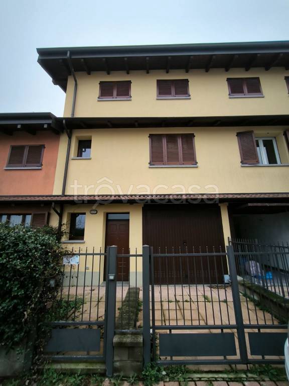 Villa a Schiera in vendita a Caselle Lurani via Gaetano Donizetti