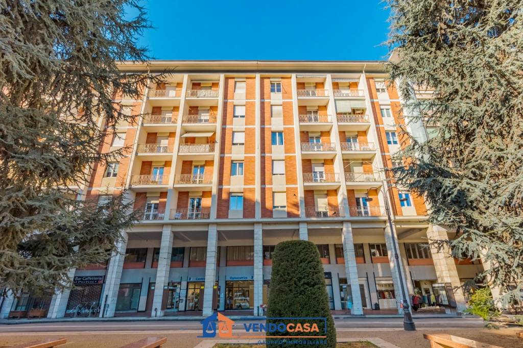 Appartamento in vendita a Cuneo piazza Europa, 16