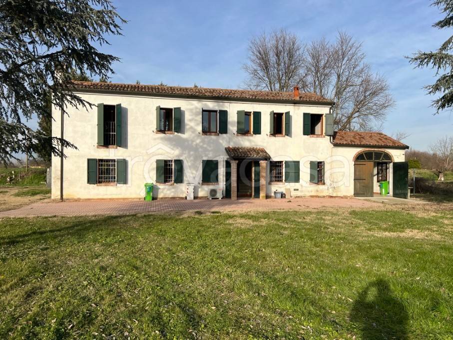 Villa in vendita a Occhiobello via Poazzo Inferiore, 6