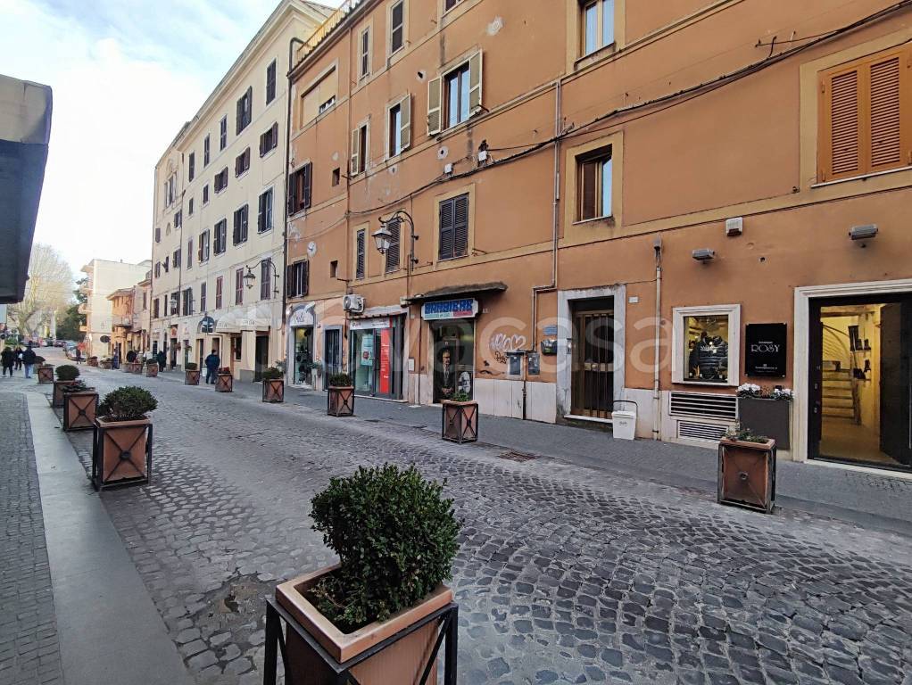 Appartamento in vendita ad Albano Laziale via Camillo Benso di Cavour