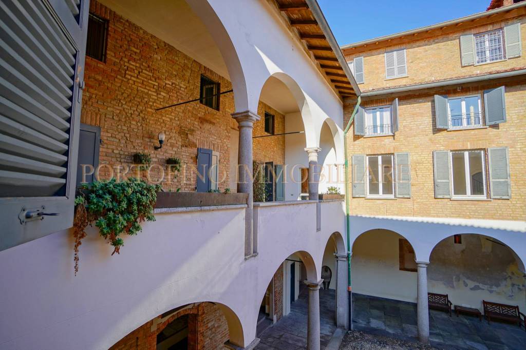 Appartamento in vendita a Pavia via Giacomo Cardano, 77