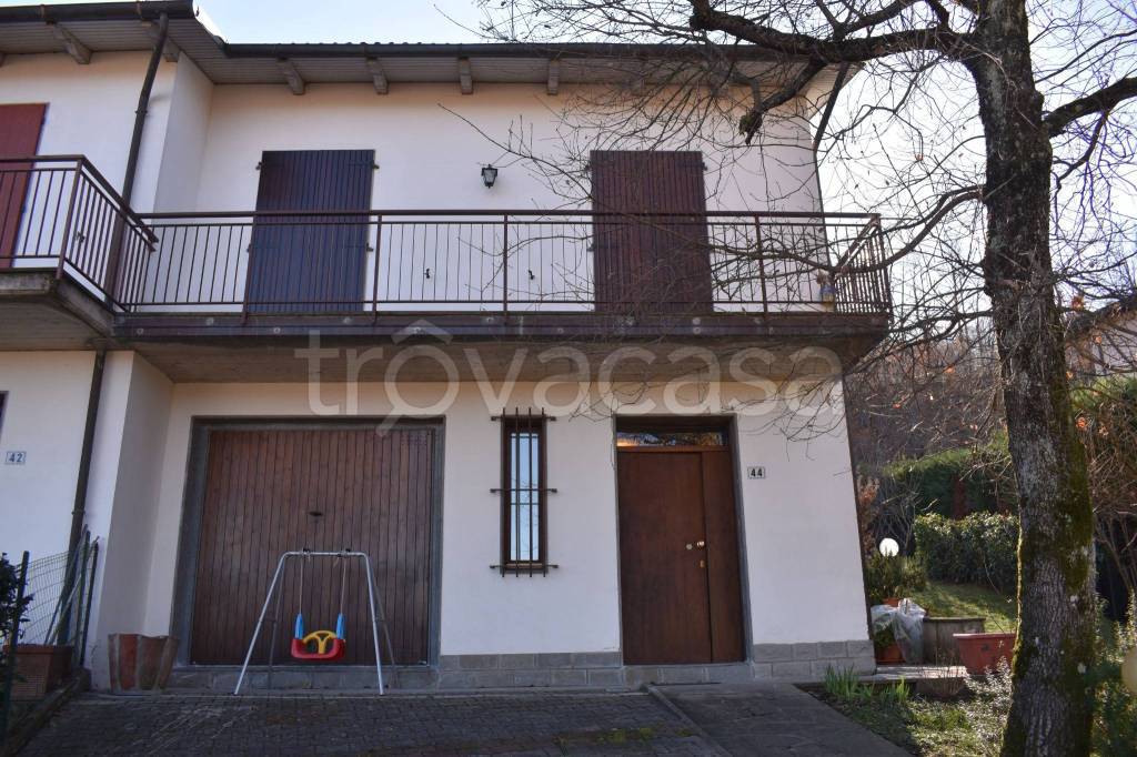Villa a Schiera in vendita a Castiglione dei Pepoli via Casoni