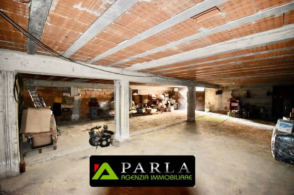 Garage in vendita a Canicattì via Aleardo Aleardi