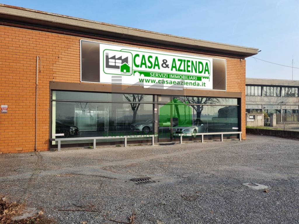 Capannone Industriale in affitto a Inzago via Giuseppe Di Vittorio, 5/7