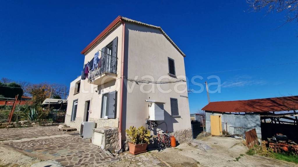 Casa Indipendente in vendita a Grottaminarda contrada Sant'Andrea, 29