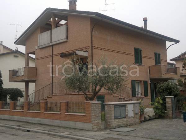 Villa in vendita a Ravenna via falconara