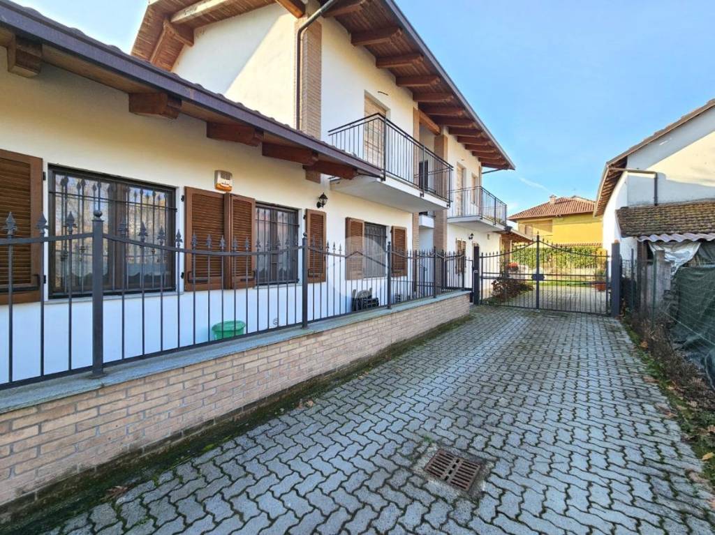 Appartamento in vendita a Caluso via Duca d'Aosta