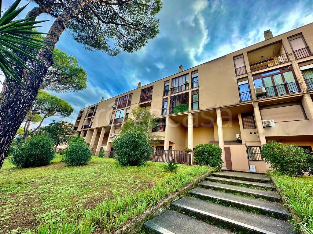 Appartamento in vendita a Roma viale Francesco Pasinetti, 48
