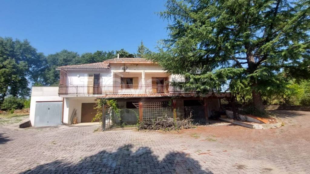 Villa in vendita a Mozzagrogna contrada Castel di Sette, 9