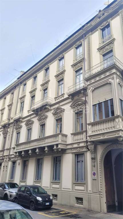 Ufficio in affitto a Torino via Legnano, 26