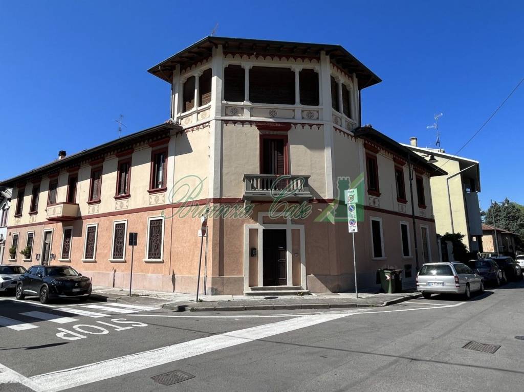Appartamento in vendita a Vimercate via Gaetano De Castillia, 23