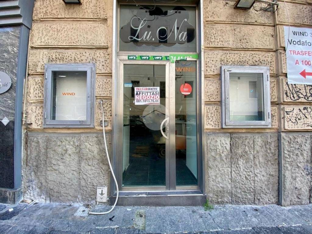 Negozio in affitto a Napoli via Bernardo Tanucci, 28