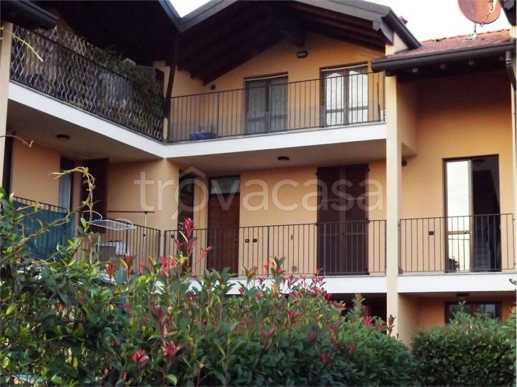 Appartamento in vendita a Varano Borghi via Trento