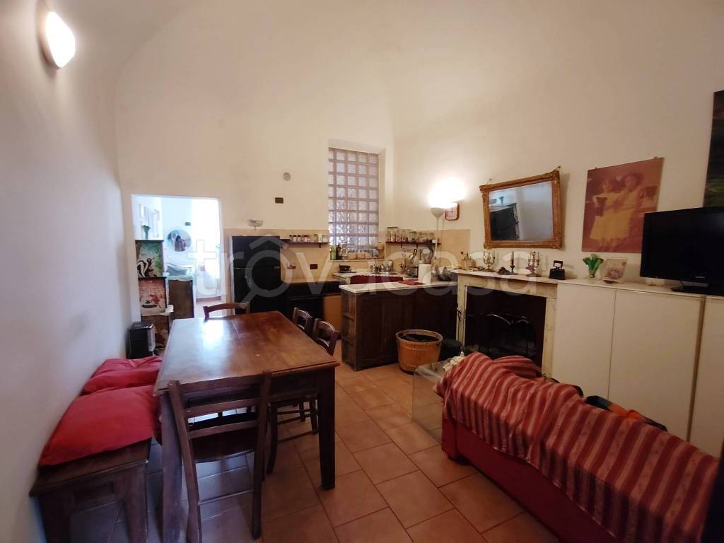 Appartamento in vendita a Calice Ligure piazza Cesio