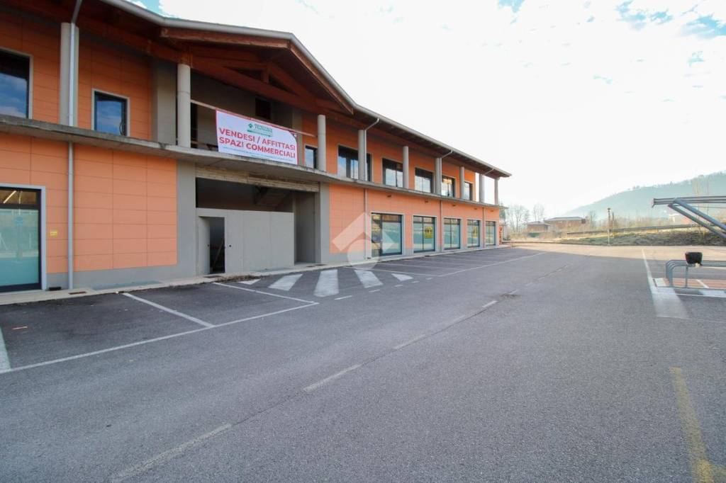 Ufficio in vendita a Sabbio Chiese via della Rasa, 3