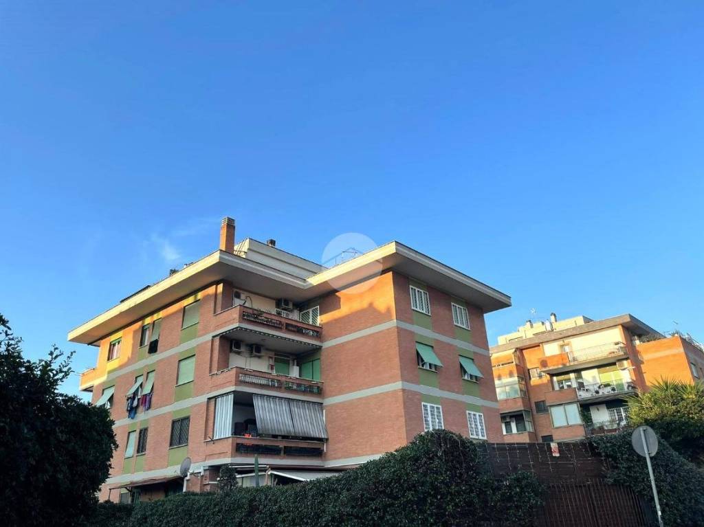Appartamento in vendita a Roma via poggini fratelli, 42
