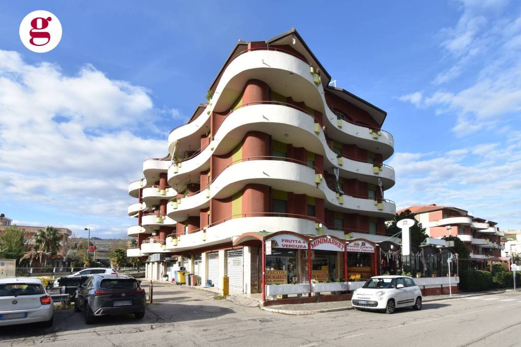 Appartamento in vendita a Vasto viale Dalmazia, 90