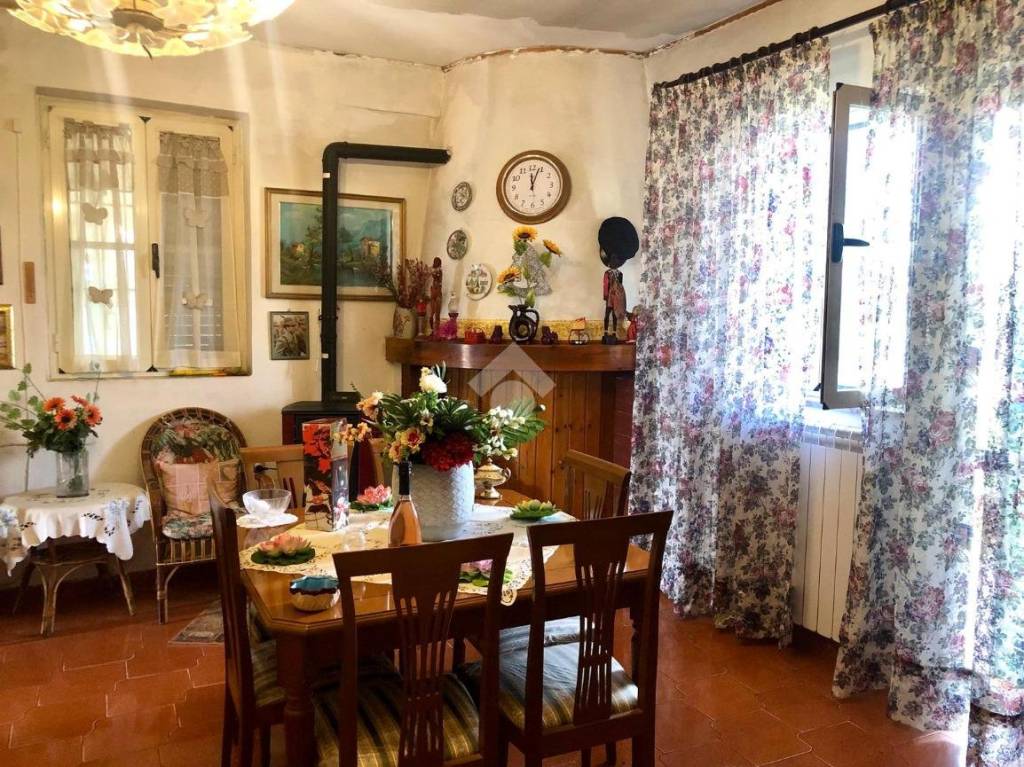 Villa in vendita a Mondragone via cavalieri di vittorio veneto, 37