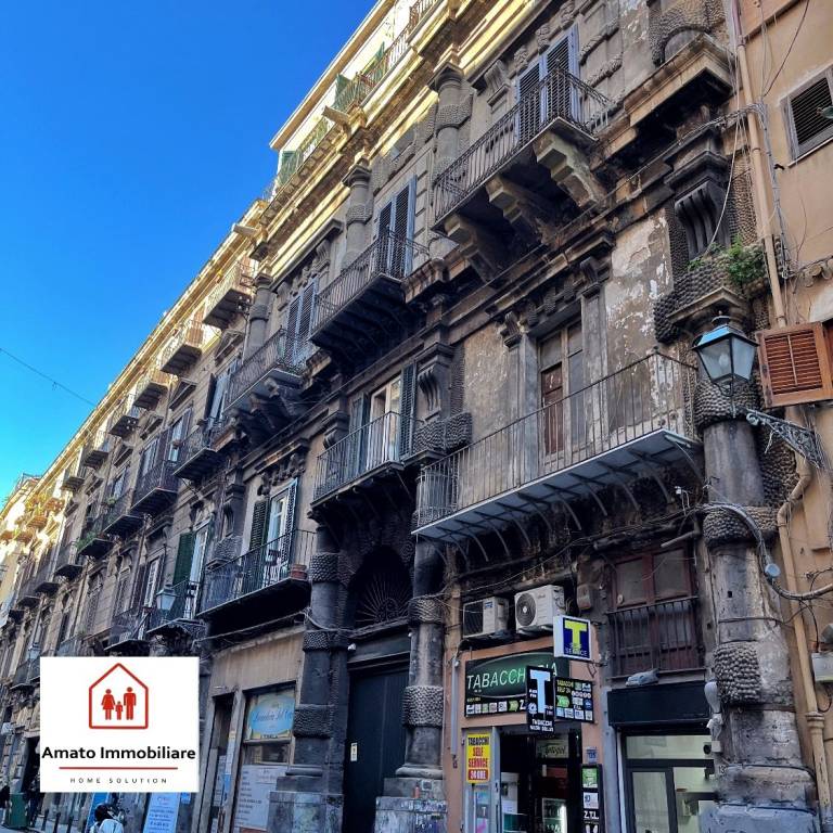 Appartamento in vendita a Palermo via Vittorio Emanuele