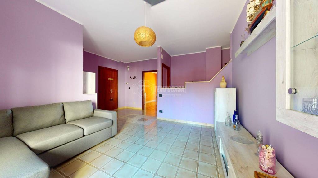 Appartamento in vendita a Turi via Francesco Valentini